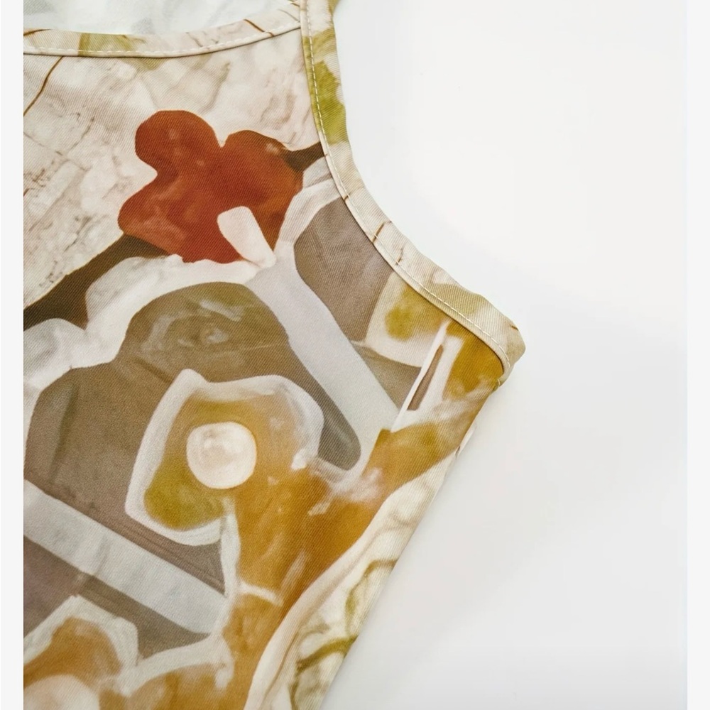 Floral Patterned Maxi Dress - Picture 5 of 7